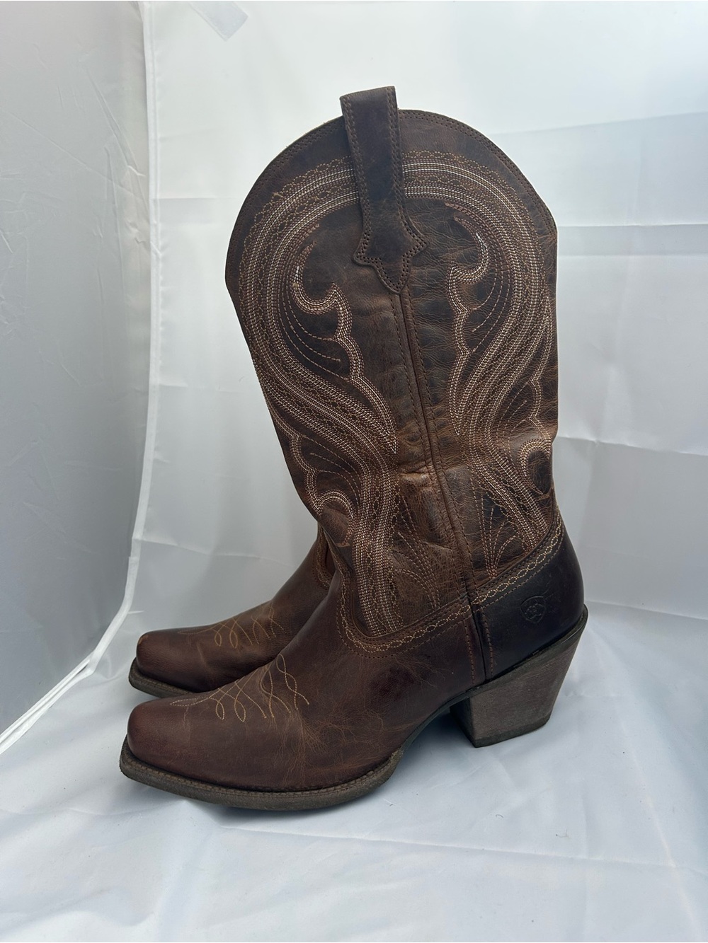 Ariat women’s lively sassy Brown Western Boots  Sz 11B